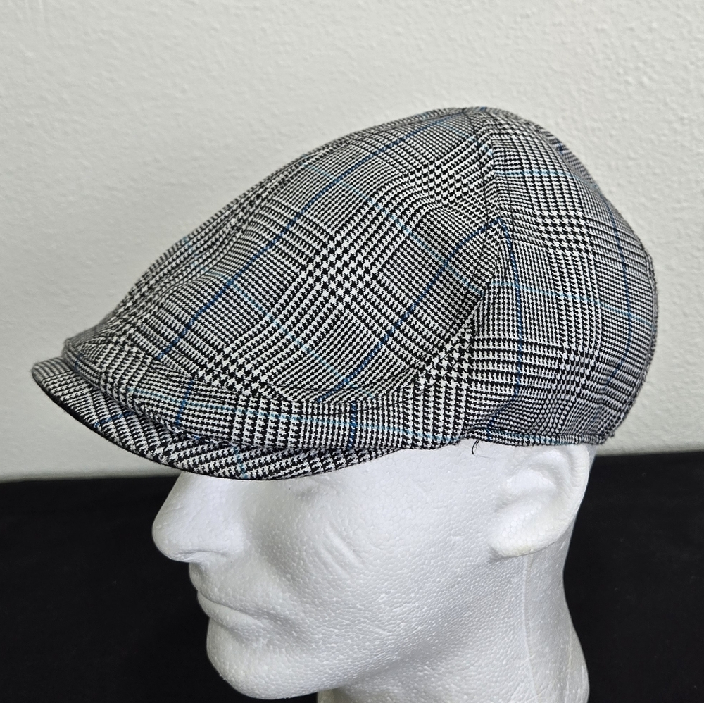 Signatures Genuine Quality Golf, Newsboy, Cap, Cabbie, Hat Black & White EUC